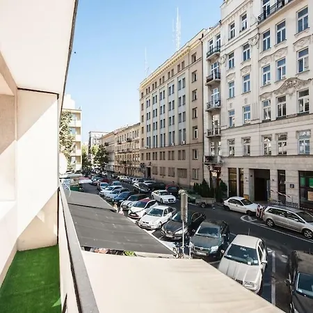 Wonderful In The Heart Of The City Center * 华沙
